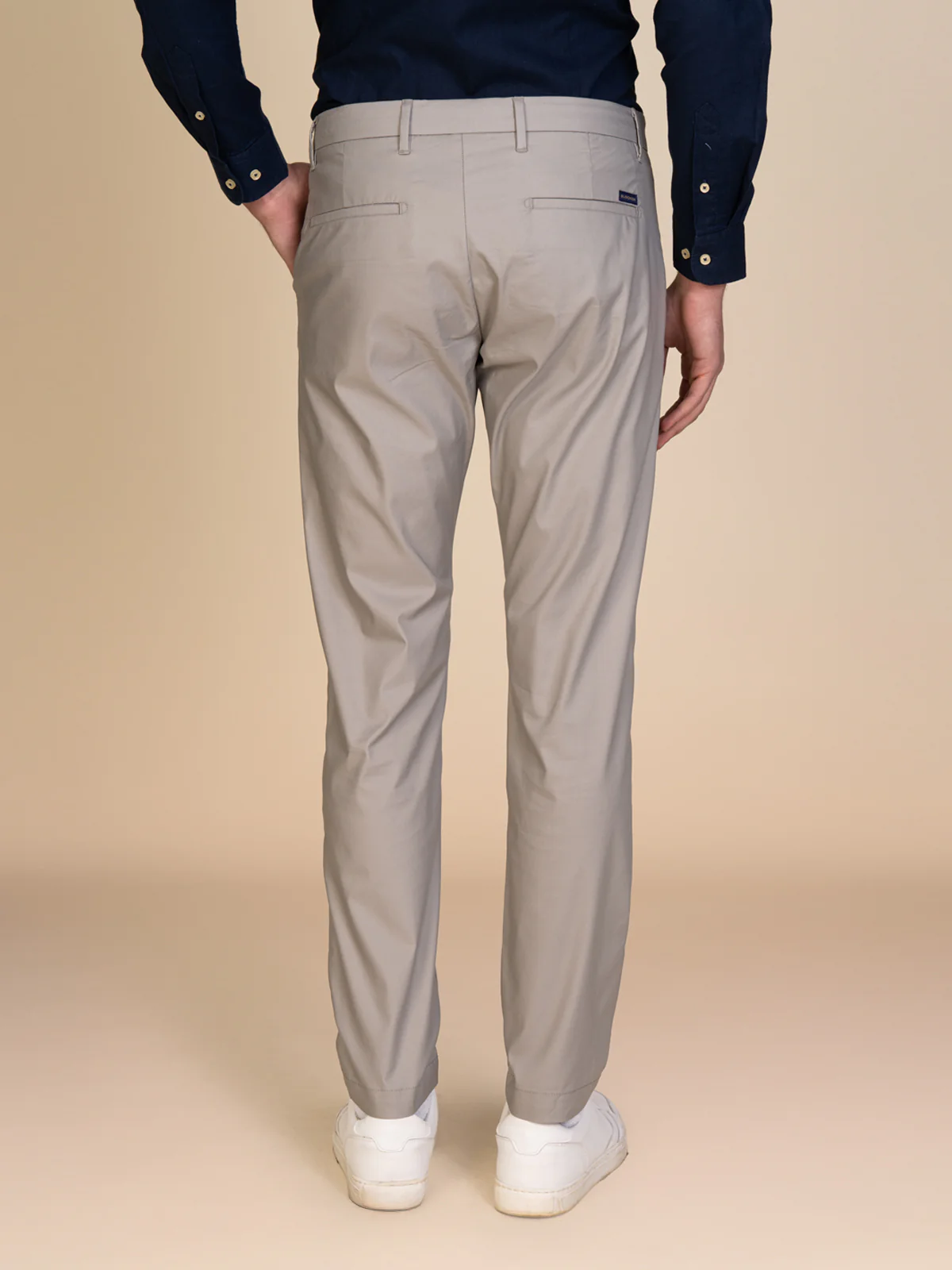 Pantaloni chino stretch - Image 12