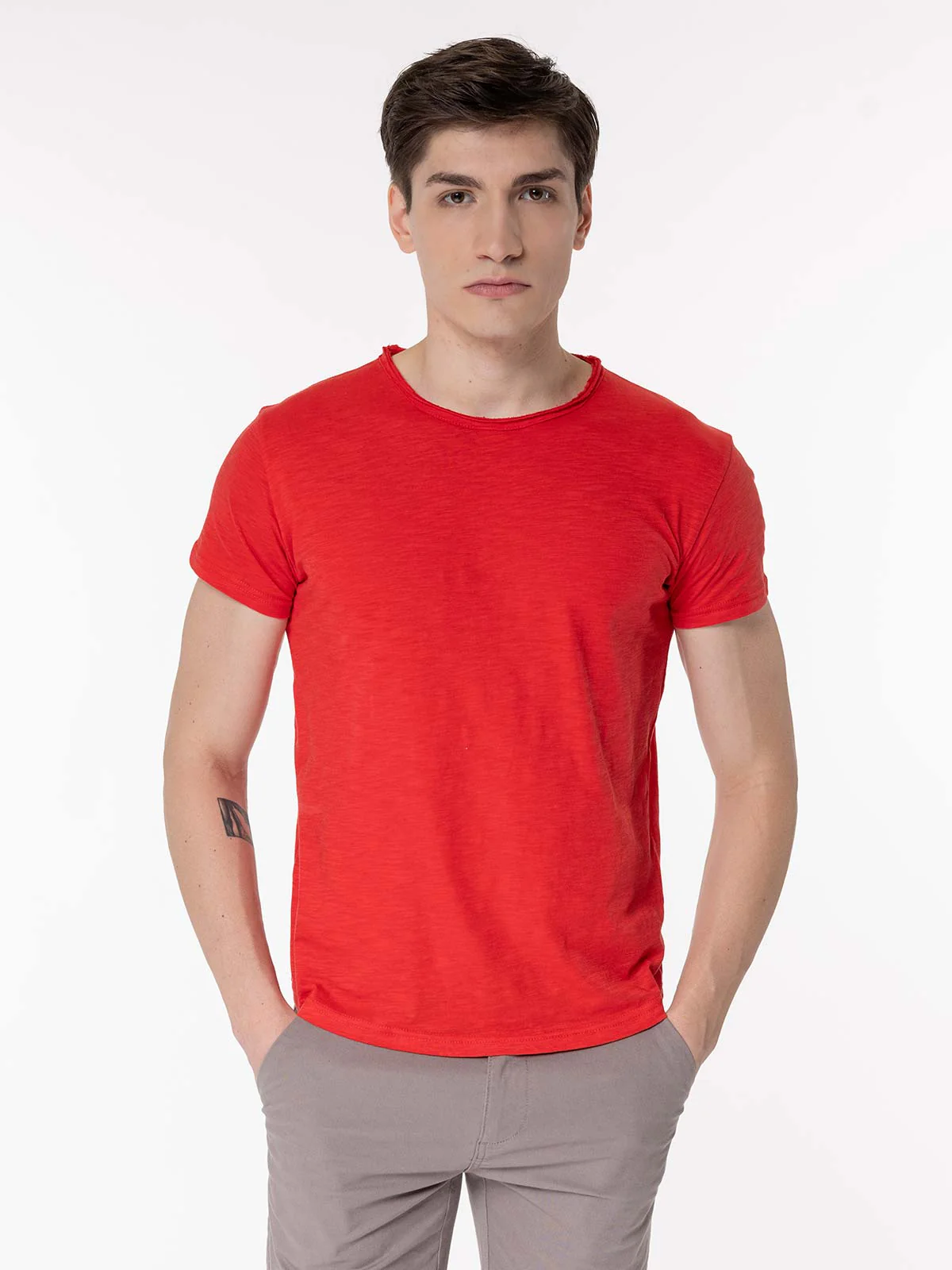 T-Shirt collo taglio vivo - Image 29