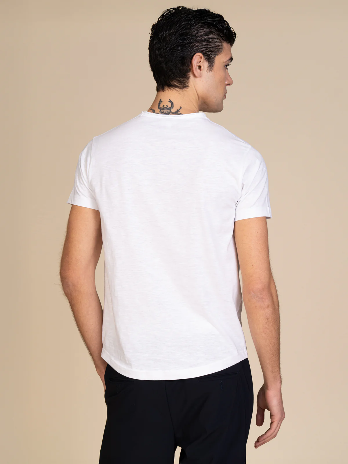 T-Shirt collo taglio vivo - Image 8