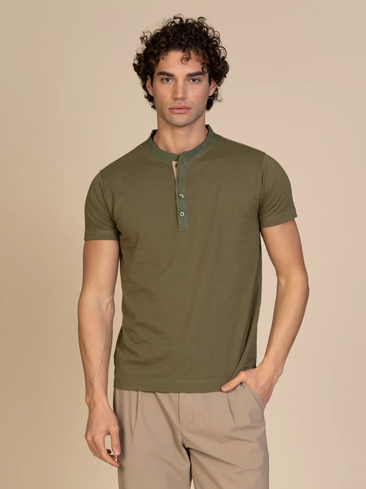 T-Shirt collo serafino - Image 13