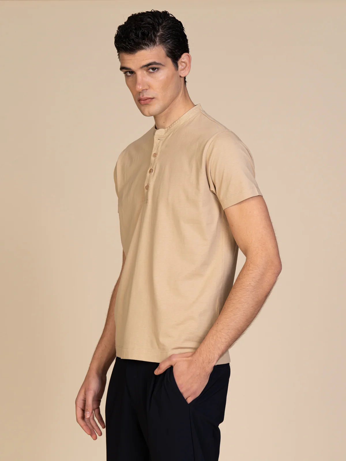 T-Shirt collo serafino - Image 18