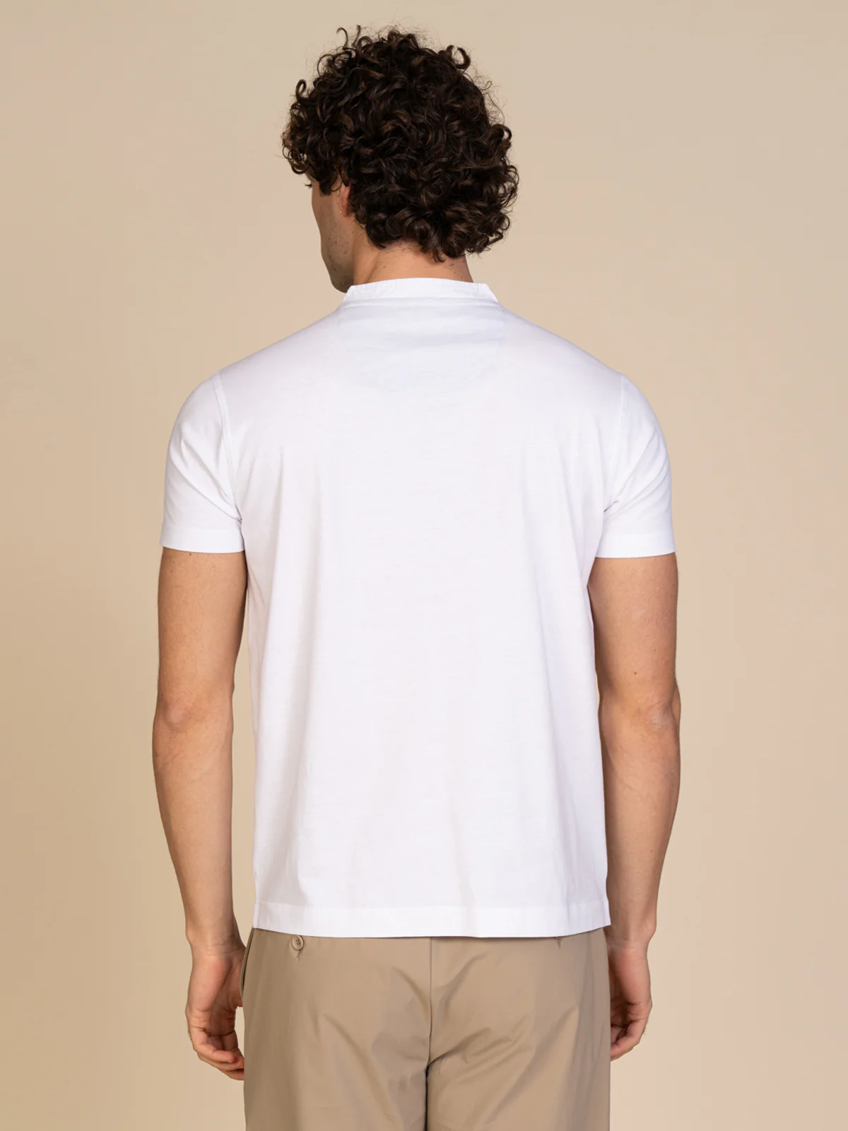 T-Shirt collo serafino - Image 8