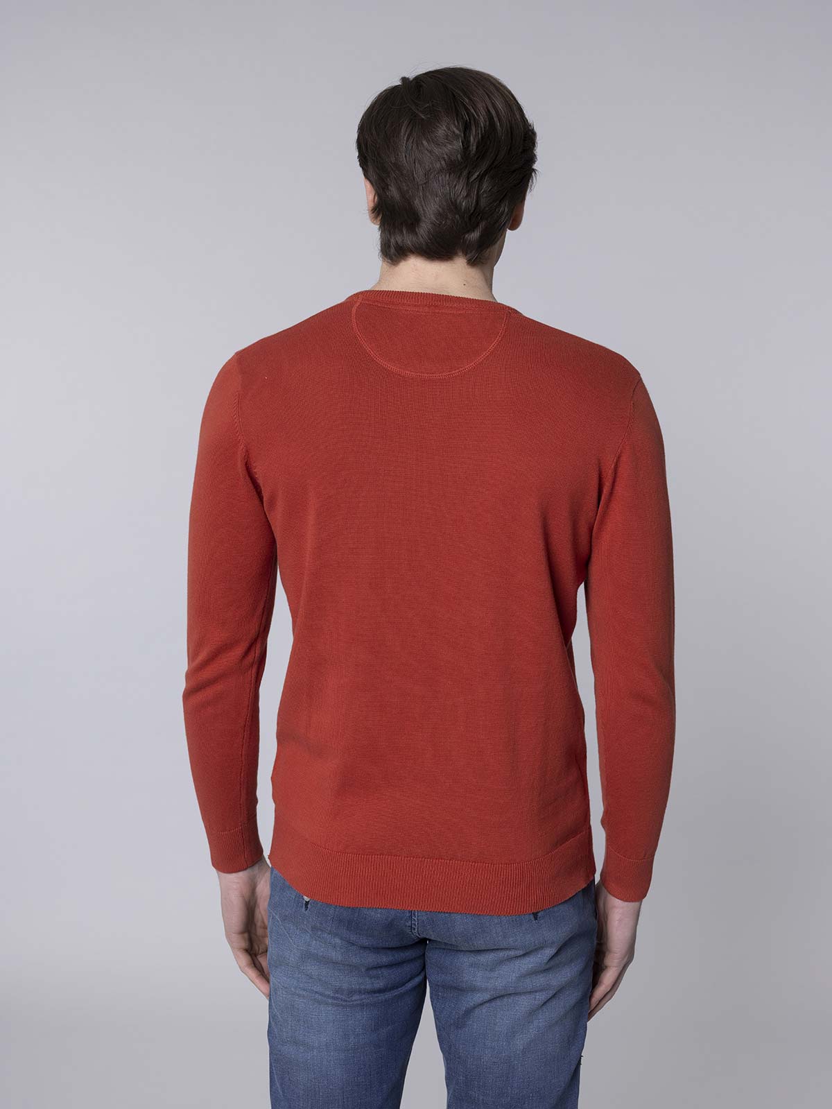 Maglia basic collo a V - Image 25