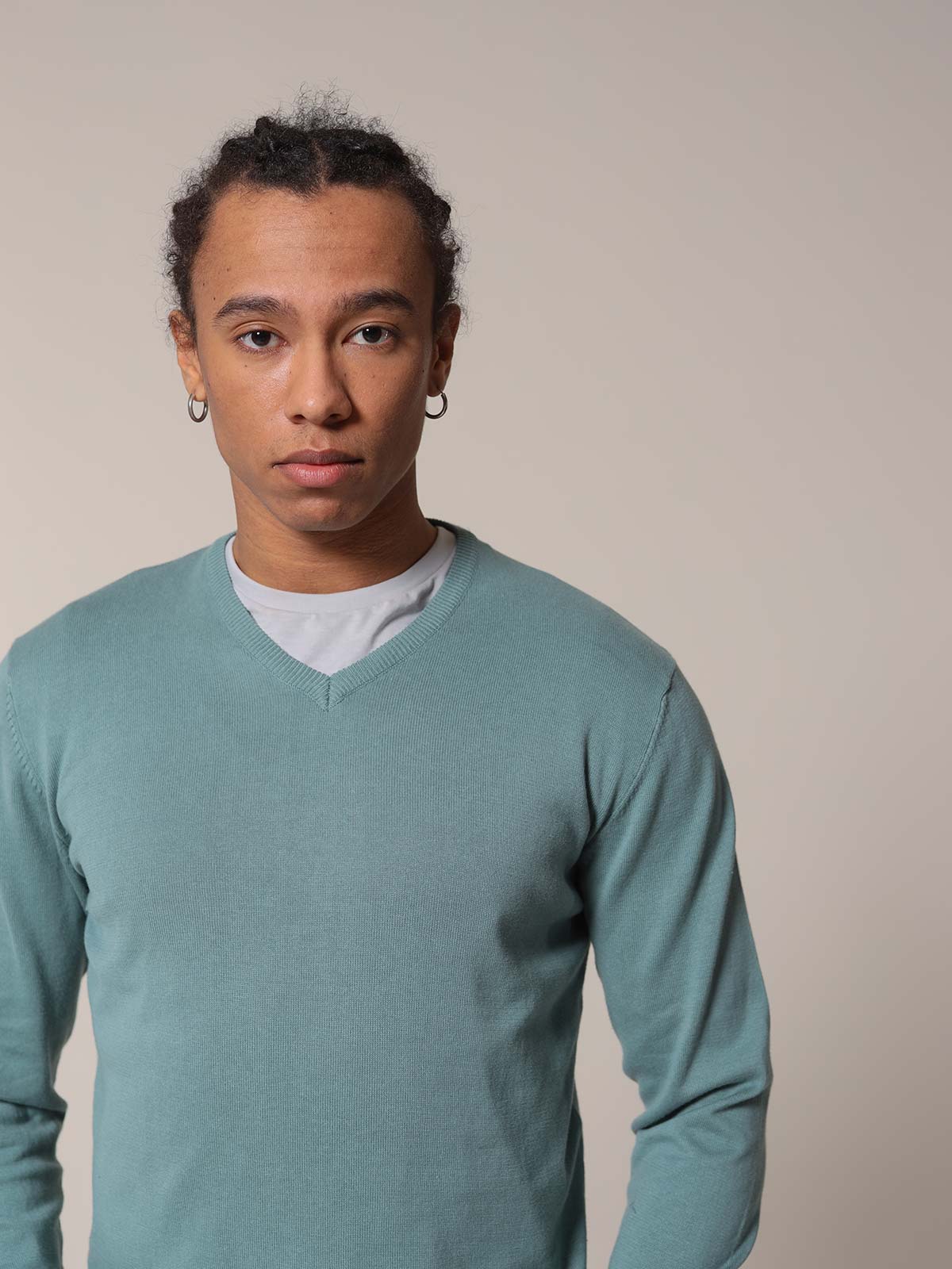 Maglia basic collo a V - Image 31