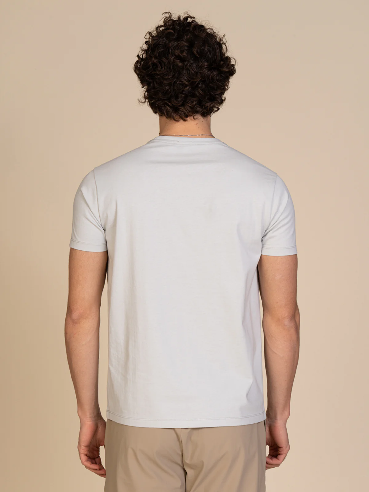 T-Shirt con taschino - Image 13