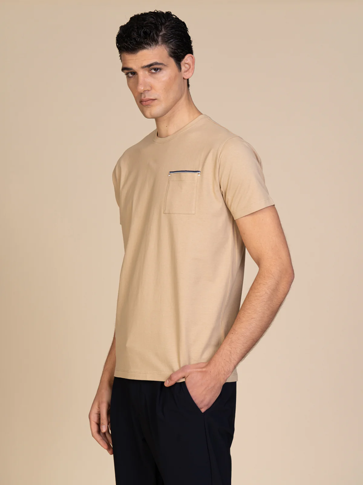 T-Shirt con taschino - Image 14